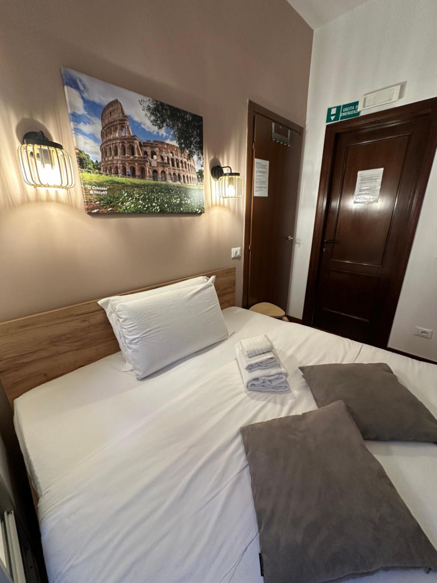 Vatican Qg Rooms ローマ エクステリア 写真